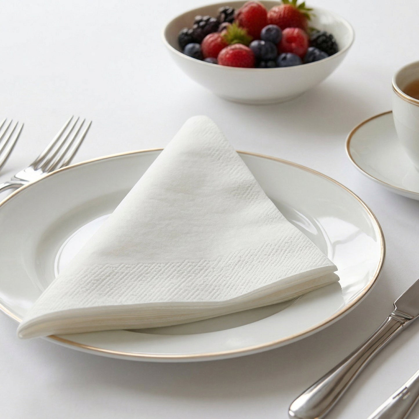 30x30cm White 1‑Ply Embossed Napkins - Disposable Lunch Napkins | Pack of 500 or Case of 4000 | Bulk UK Cafe & Catering Wholesale