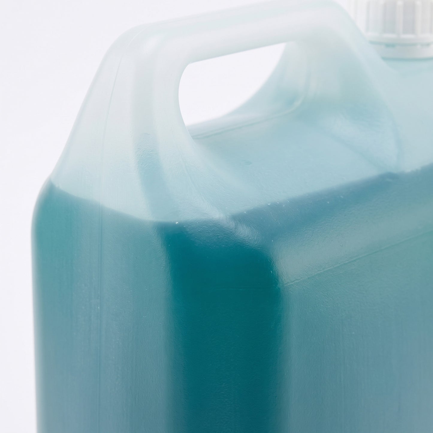 Tulip Washing Up Liquid 5L – in use in commercial kitchen dishwashing area – GSL Wholesaler