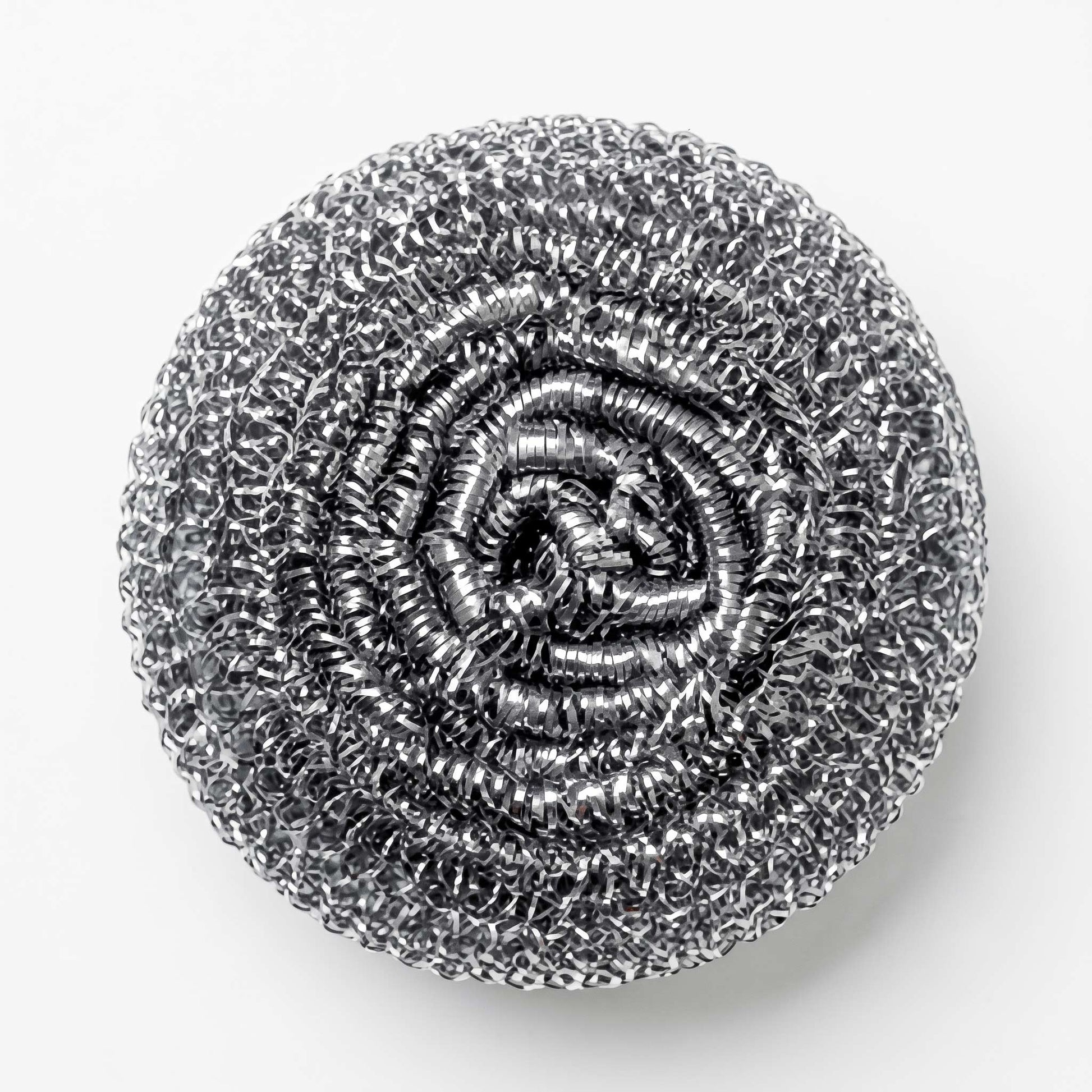 Tulip W90 Silver Scourers – silver scourers in use in catering kitchen sink – heavy duty scouring – GSL Wholesaler