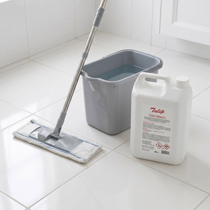 Tulip Thick Bleach applied to commercial washroom surfaces – hospitality sanitation – GSL Wholesaler